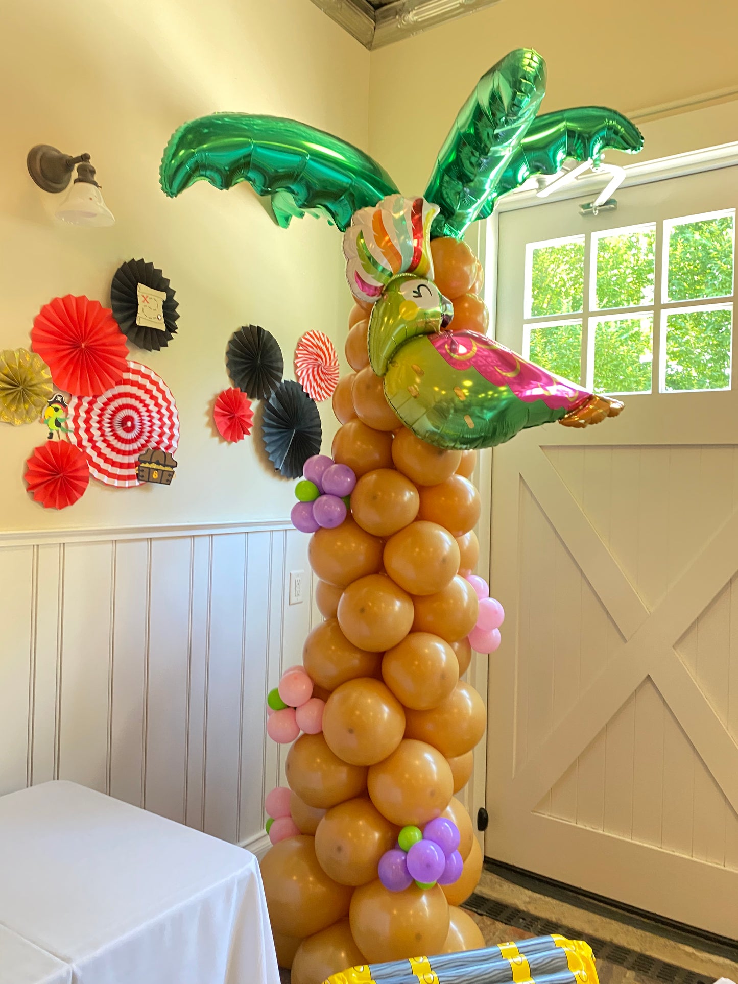 Organic Balloon Columns