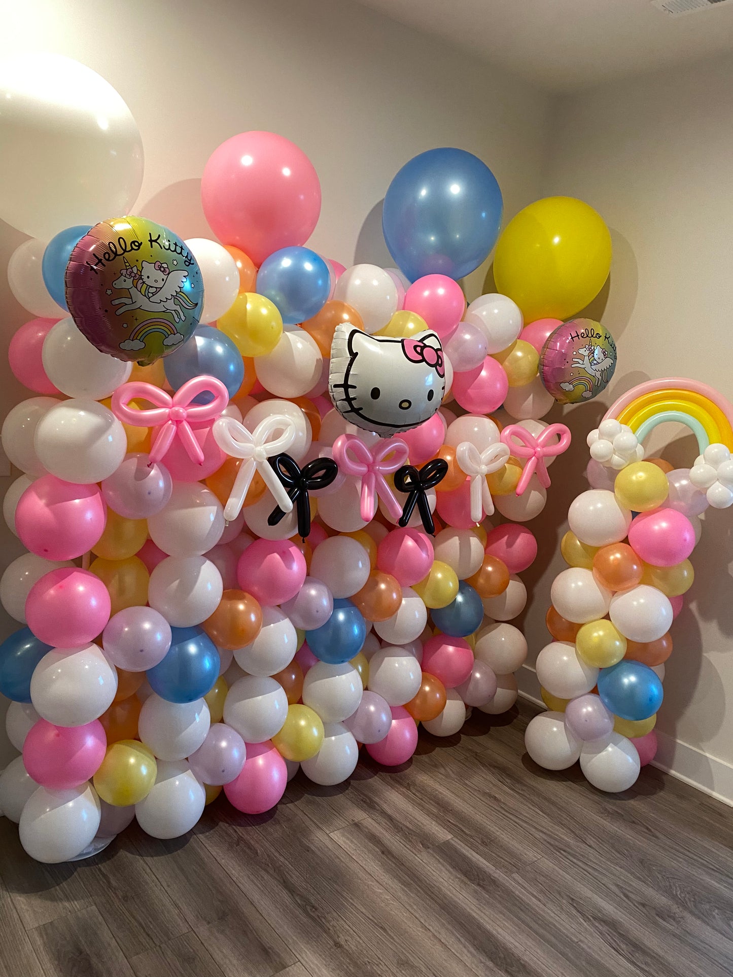 Balloon Wall 8x8